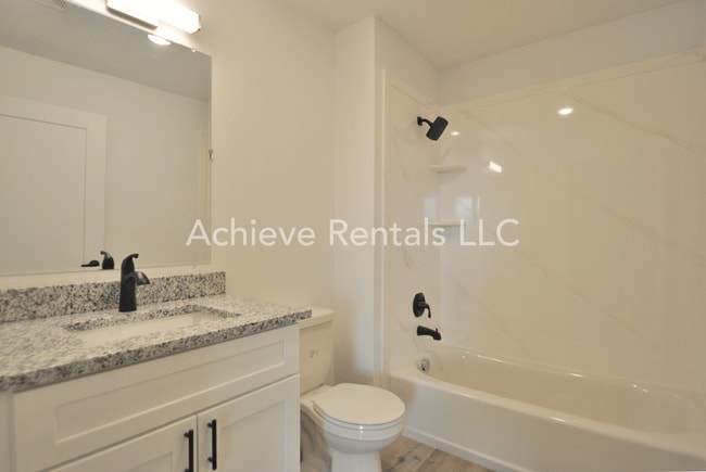 Photo - Westfield Lofts - Bay 12 Unit Nook #202