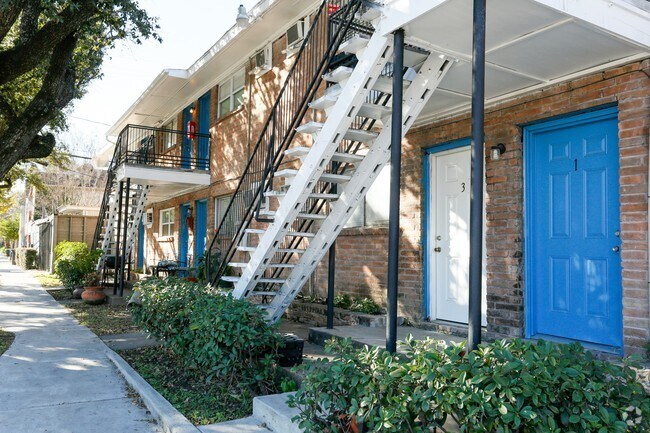 Photo - Skylane Apartments