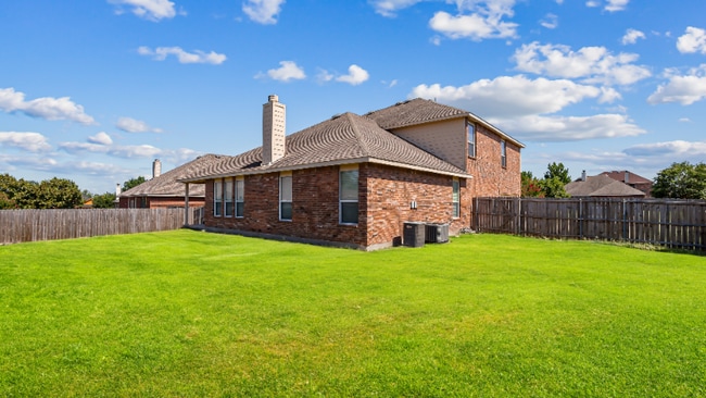 Photo - 1739 Summerwood Ln