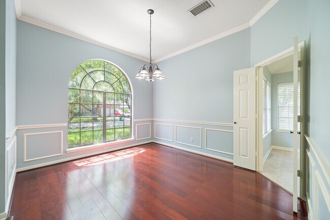 Photo - 5827 Willow Park Dr