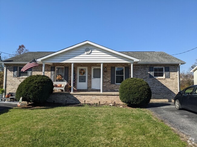 Building Photo - 258 Miller Dr Rental