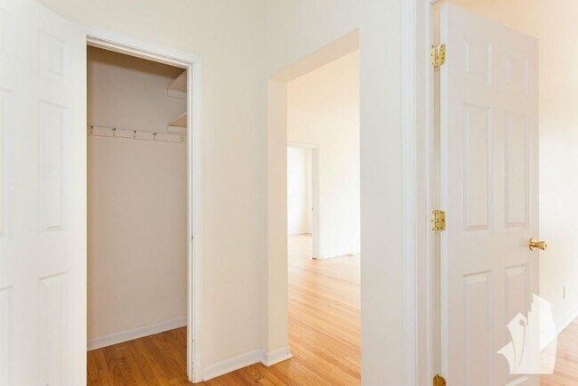 Photo - 1828 W Lawrence Ave Unit 1830 1a