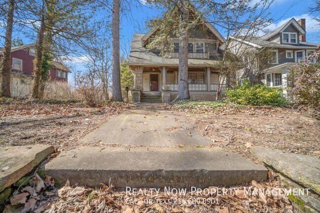 Photo - 1764 Radnor Rd