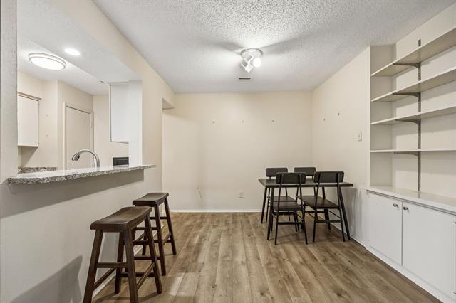 5138 Amesbury Dr Unidad 211