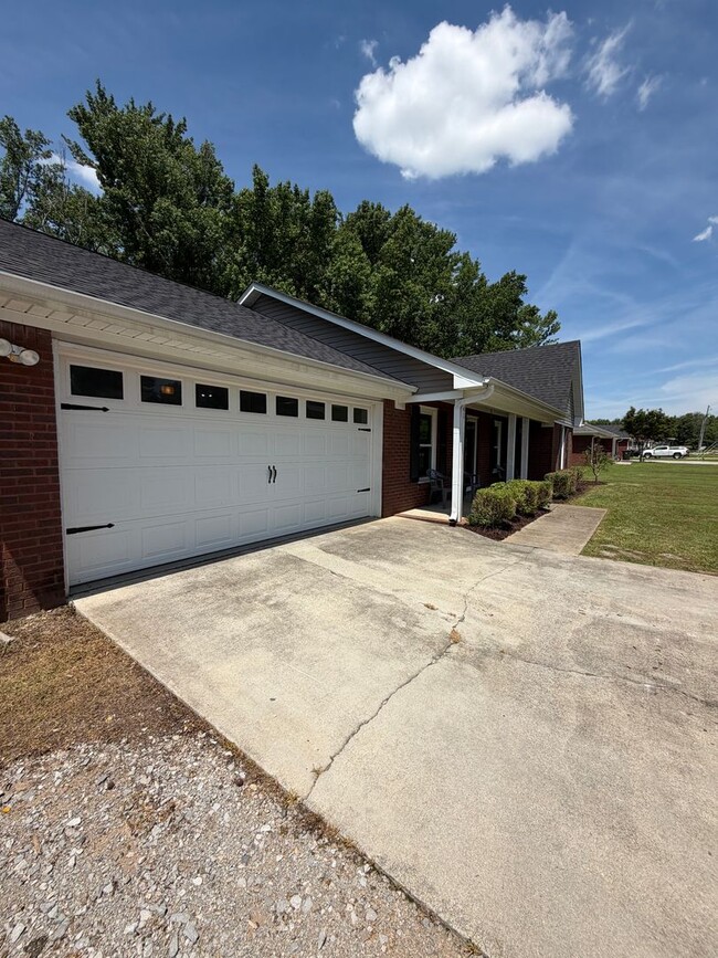 Photo - 141 Katina Rd