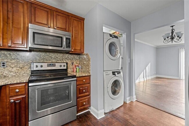 Photo - 5667 Kingsport Dr