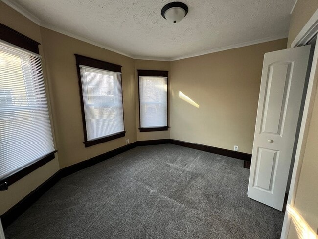 Photo - 3 Bedroom in Moline Ready August 1st!