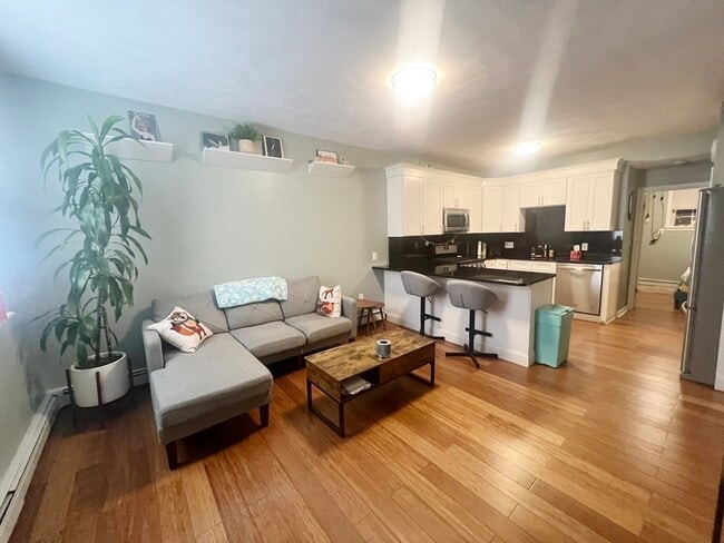Photo - 154 Sumner St Unidad 1