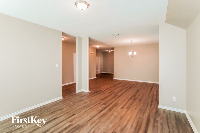 Photo - 12721 Carpenter Ln