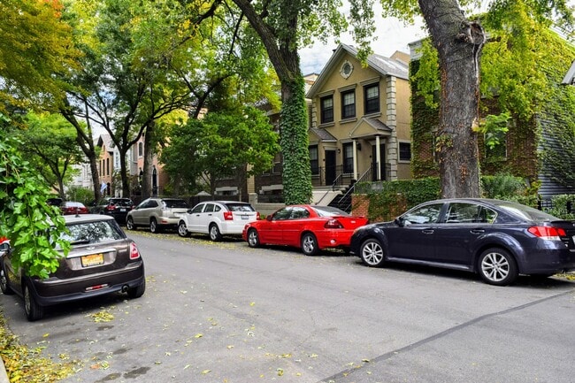 Photo - 1828 N Bissell St Unit 2