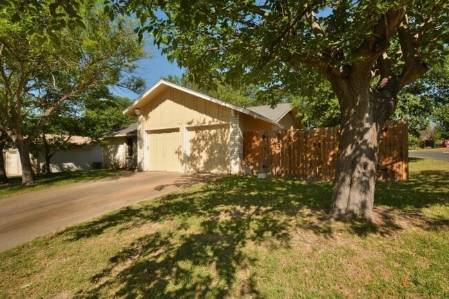 Photo - 9410 E Meadow Vale