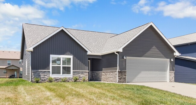 Photo - 1402 Dan Brown Dr