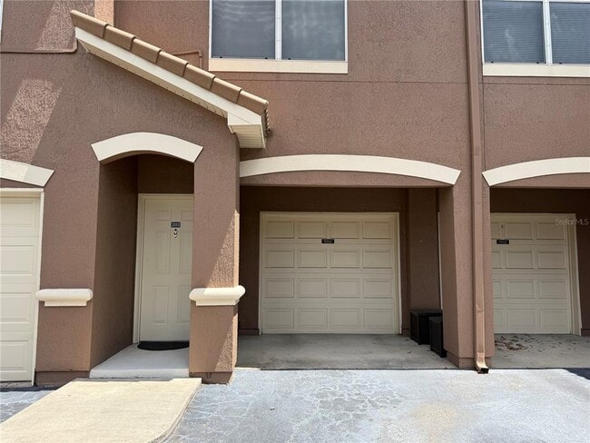 Building Photo - 8801 Villa View Cir Unit 202