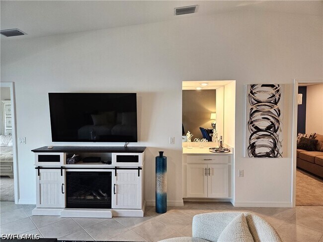 Photo - 5427 Double Eagle Cir Unit 2825