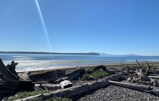 Photo - Beach Front Home 3 Bedrooms - Birch Bay Village