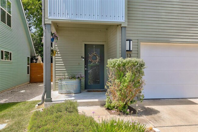 Photo - 5616 S 1st St
