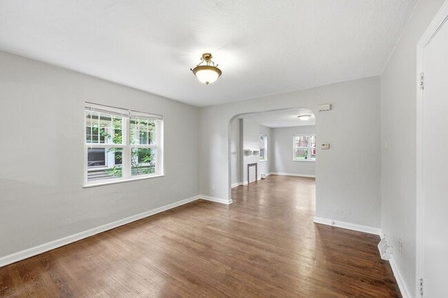 1048 BERKELEY Rd