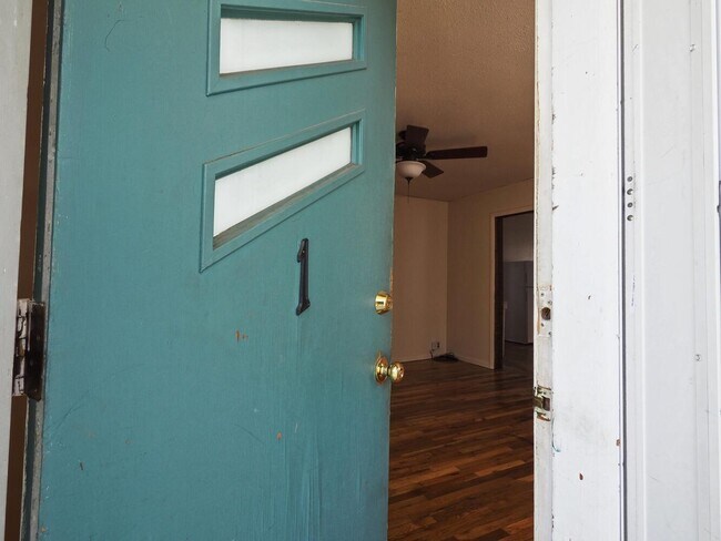 Photo - 1038 Tennessee St Unidad 1