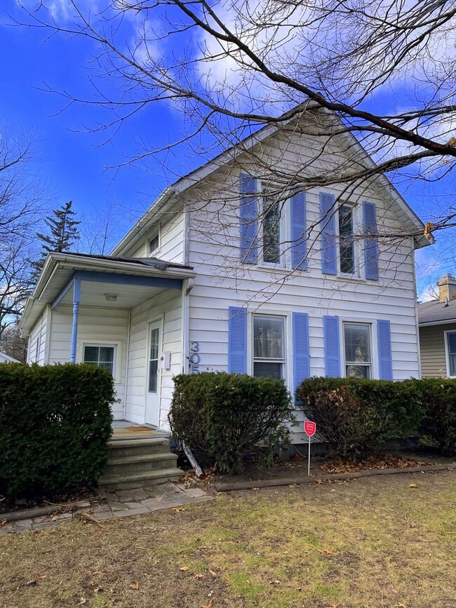 Photo - Nice 2-Bedroom Home In a Nice Quiet Neighborhood Near Elkhart General Hospital
