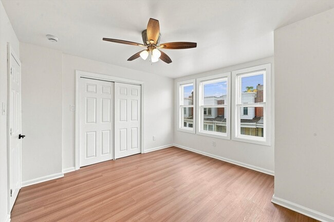 Photo - 6711 Linmore Ave