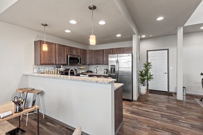 Photo - Diamond Rock Rentals