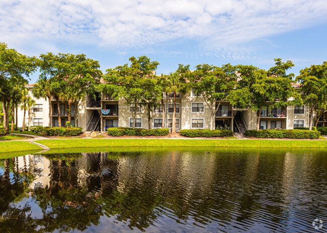 Photo - Ashley Lake Park Apartments