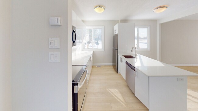 Photo - Britannia Beach