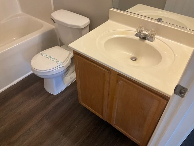 Photo - 328 Tanner Ct