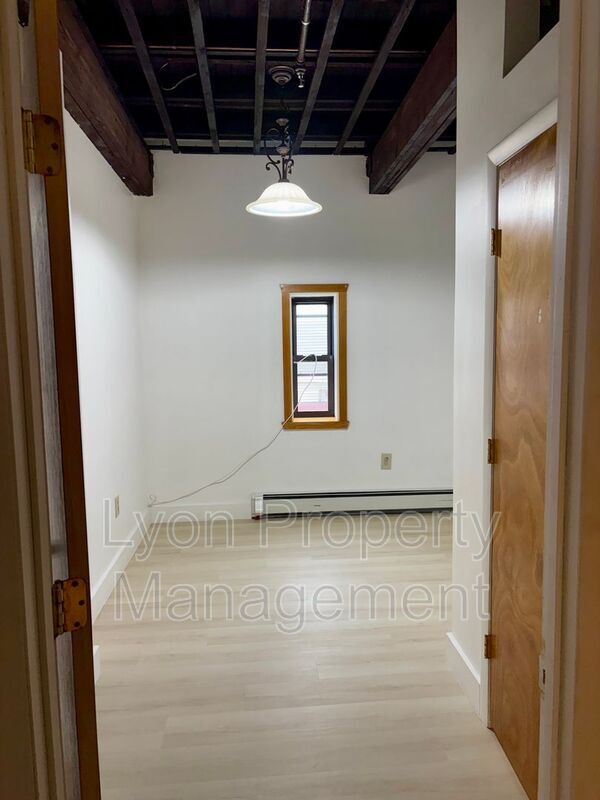 Photo - 50 Hedley Ave Unit 6