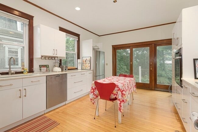 Photo - 38 Russell St