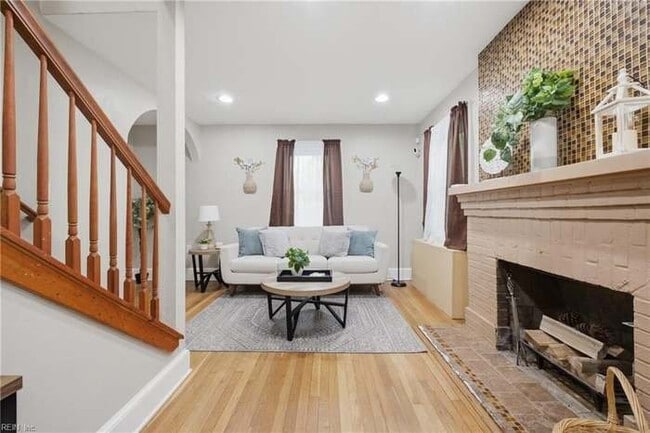 104 E Severn Rd