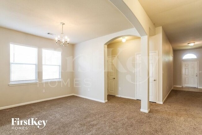 Photo - 8607 E Highlands Crossing