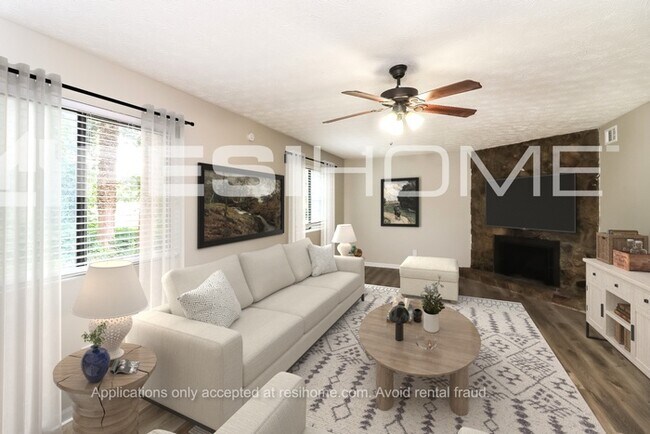 Photo - 3947 Wood Path Dr