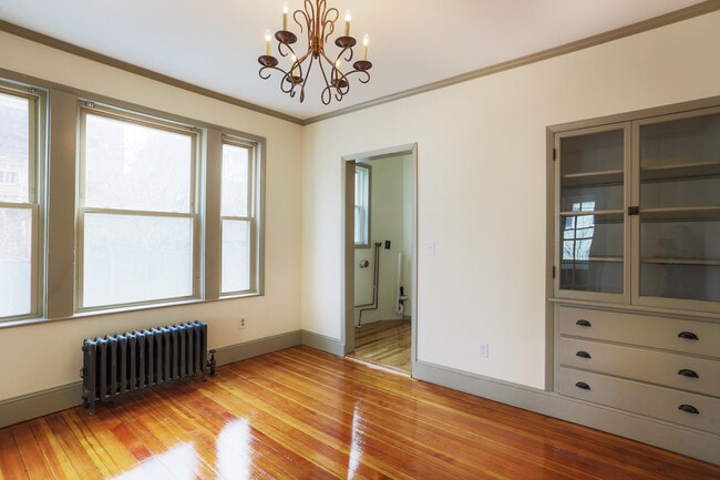 Photo - 31 Roslyn St Unit 1