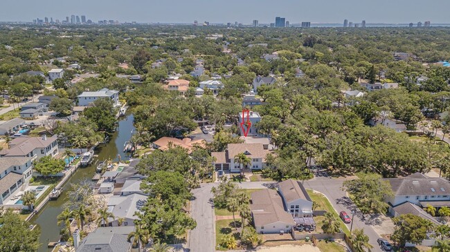 Photo - 2114 S Venus St