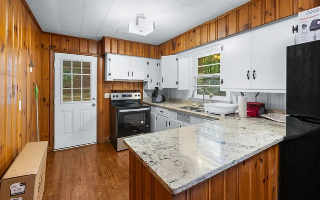 Photo - 3 Bedroom Home Available For Rent - Pendleton