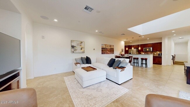 Photo - 3935 E Rough Rider Rd Unidad 1270