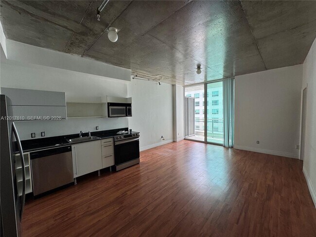 Photo - 690 SW 1st Ct Unit 2532
