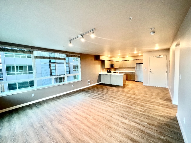 Photo - 2330 Yakima Ct Unit E304