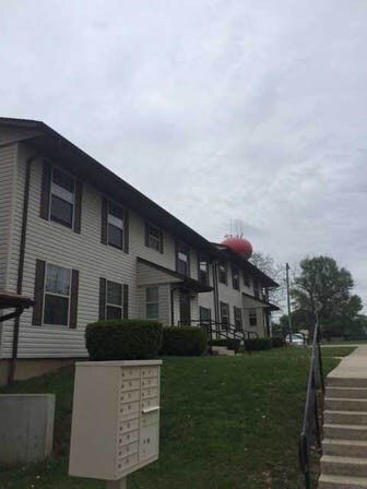 Photo - Carlinville Heights Apartments