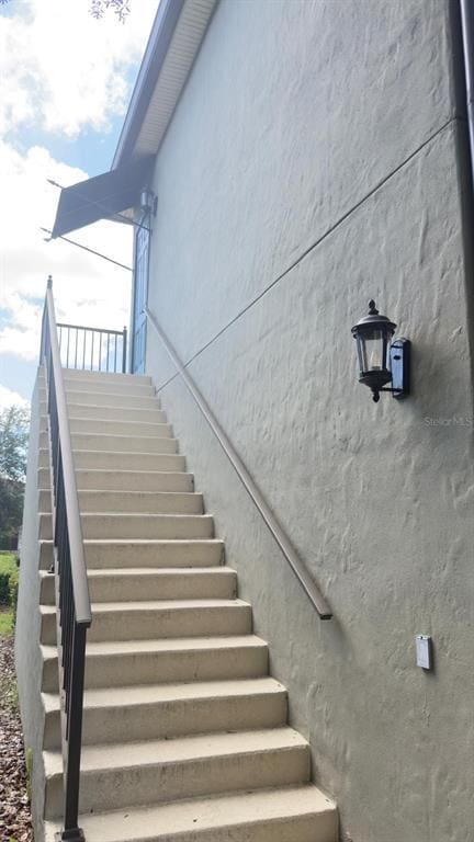 884 Spring Park Loop Unit B