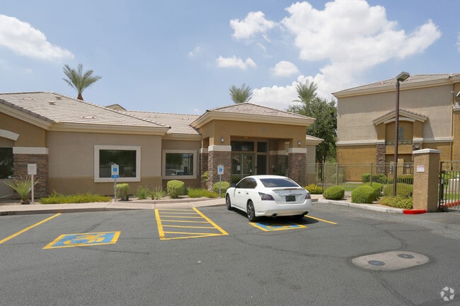 Building Photo - Haven Townhomes at P83