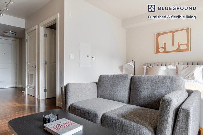 Photo - 10333 Main St Unidad FL3-ID972