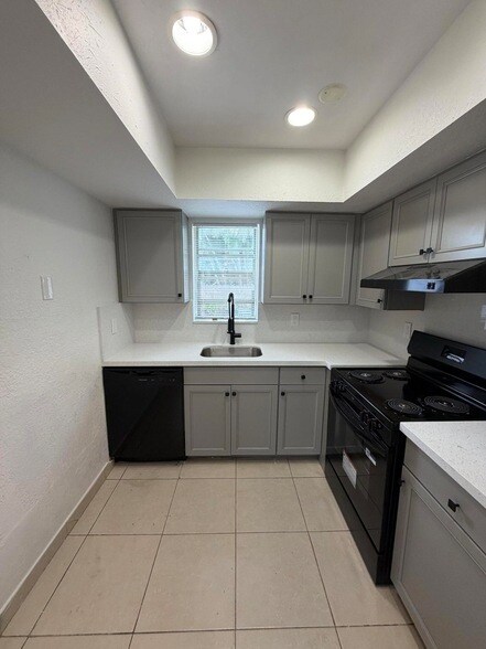 Photo - 3391 Helena Dr Unit 3391