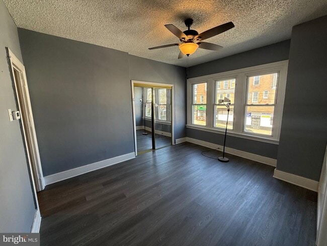 Photo - 5052 Wayne Ave