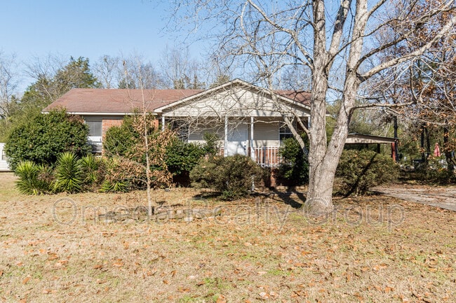 Building Photo - 41 Dana Dr