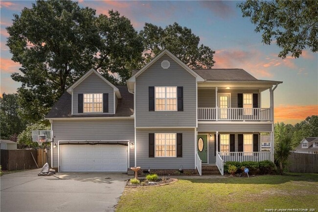 Building Photo - 717 Lenoir Dr
