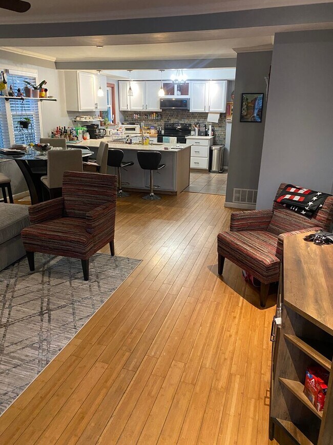 Photo - Charming 2-bedroom, 1-bathroom home locate...