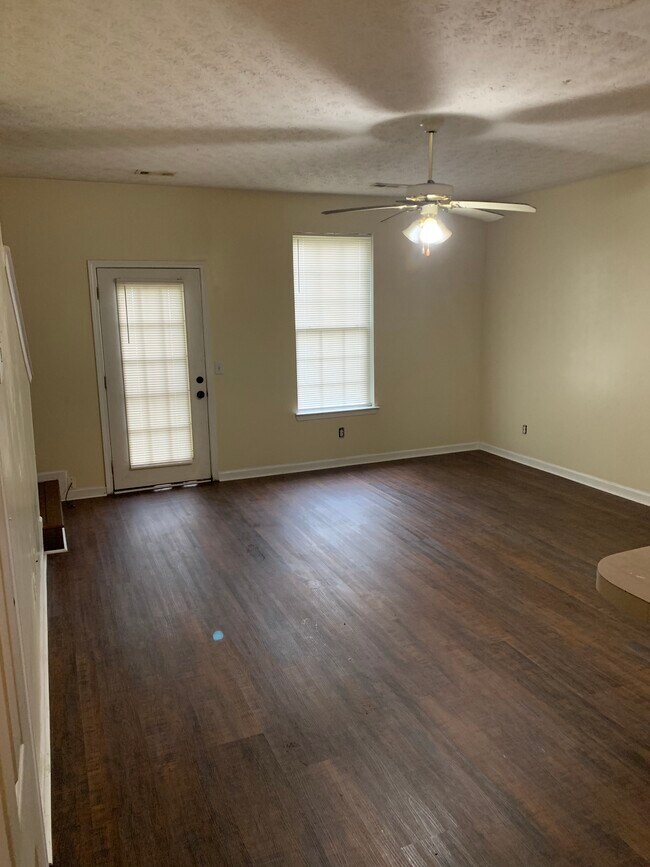 Photo - 6115 Camden Forrest Dr