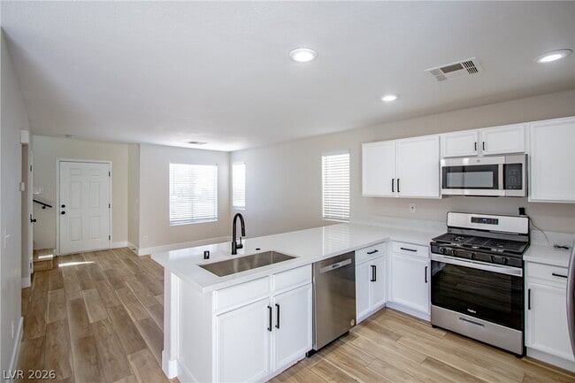 Photo - 2108 Sandy Ln